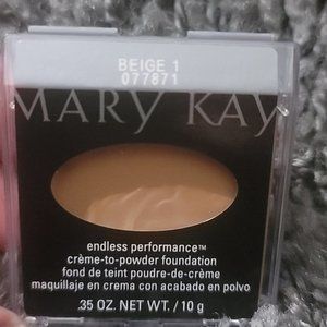 Mary Kay Cream to Powder BEIGE 1 Foundation. NIB